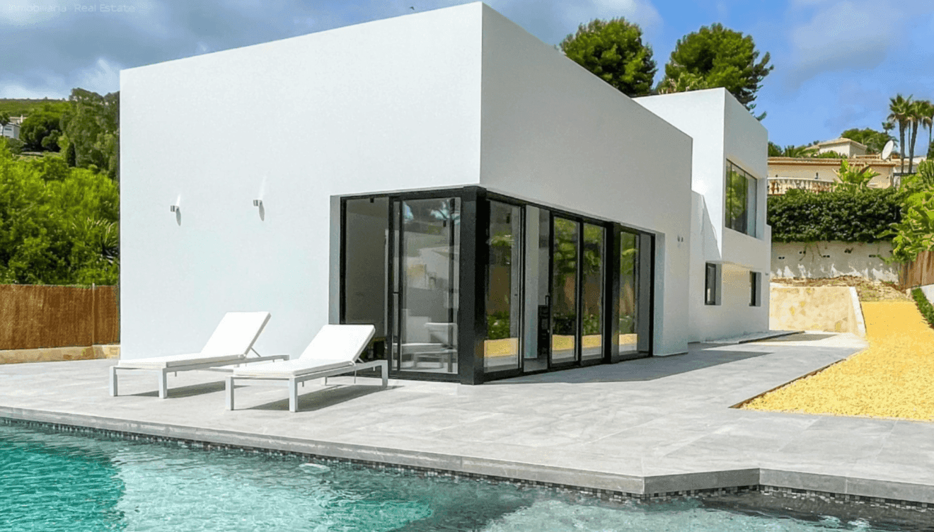 Fantástica villa recién construida