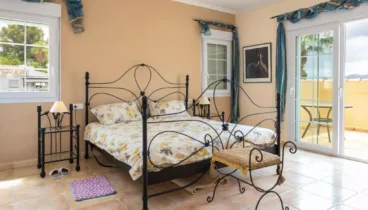 La casa dispone de un total de 6 dormitorios