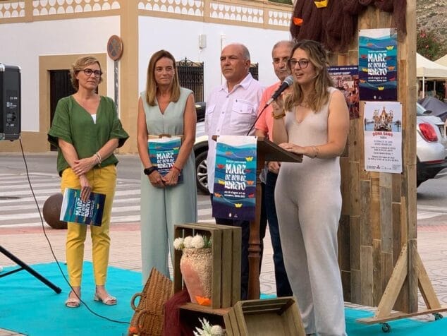 Imagen: Presentación libro de fiestas Loreto 2023