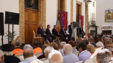 Acto de entrega de los premios 9 d’Octubre Vila de Xàbia en 2022