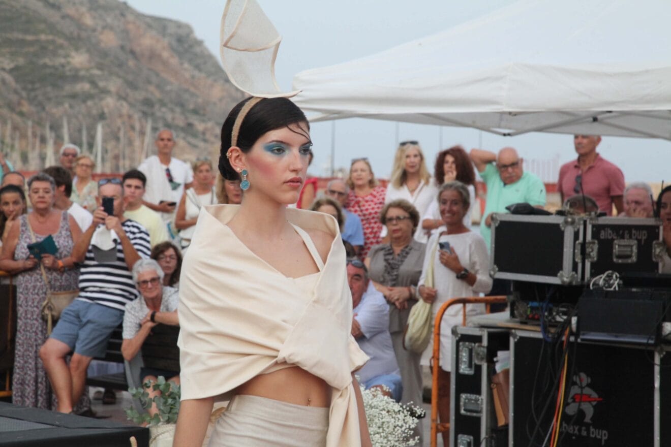 Desfile de moda inspirado en Sorolla (19)