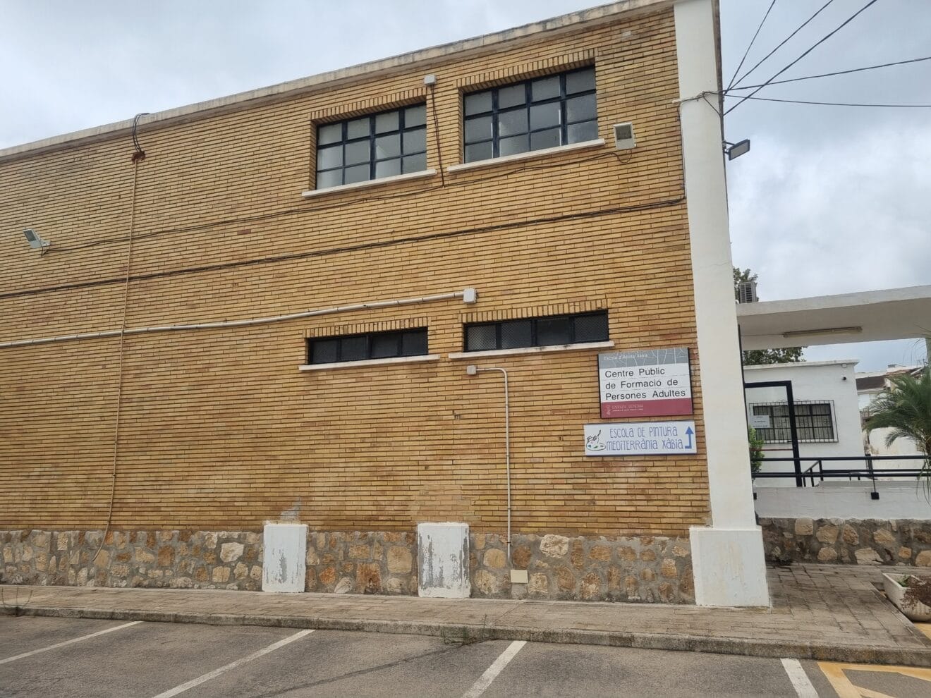EscueladeAdultosXabia_Fachada