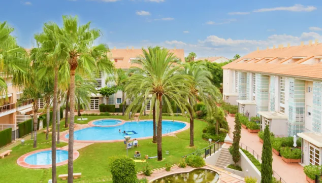 Imagen: Vistas al exterior del complejo desde la vivienda