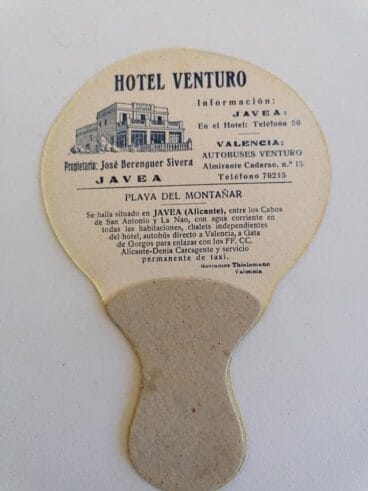 Abanico pai pai del hotel. Archivo de Reme Berenguer Bolufer.