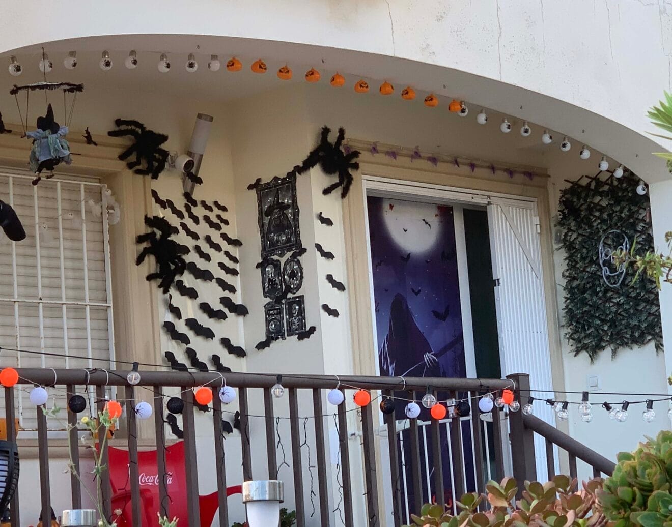 Casa en Xàbia decorada para Halloween (4)
