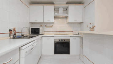 Cocina totalmente equipada en la propiedad