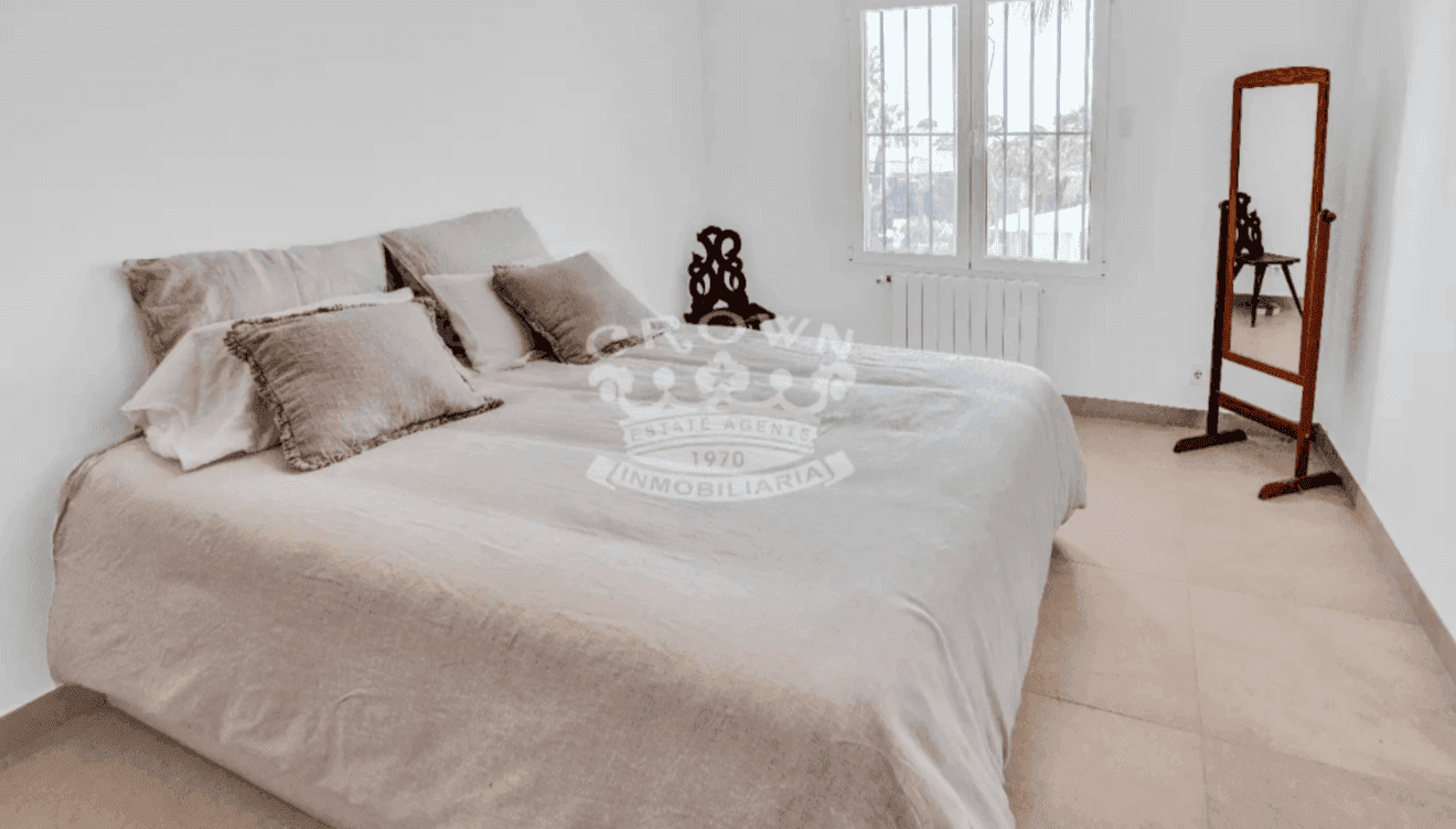 Dormitorio doble con baño en suite