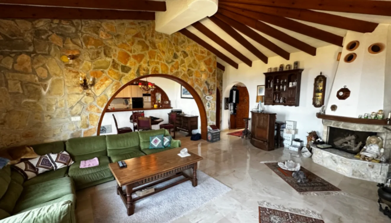 La chimenea protagoniza