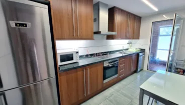Moderna cocina totalmente equipada