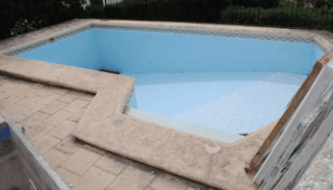 Piscina antigua antes ser reformada por Construma