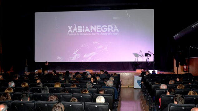 Imagen: Proyección de Cine en el Festival de Xàbia Negra