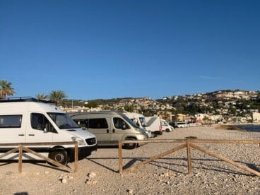 Caravanas en el primer montañar de xàbia (2)
