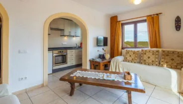 Sala de estar conectada a la fantástica cocina