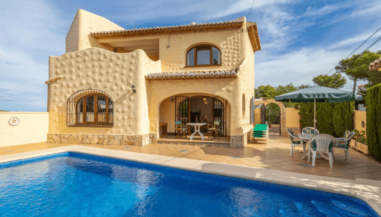 Terraza con piscina