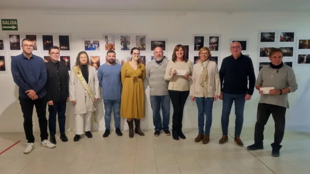 Imagen: Entrega de premios del concurso de fotografía de la Comissió de Festes de la Mare de Déu de Loreto de Xàbia