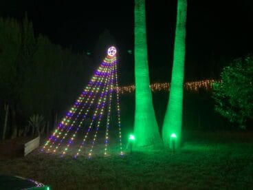 Iluminación navideña en la Casa de Mariela y Nestor