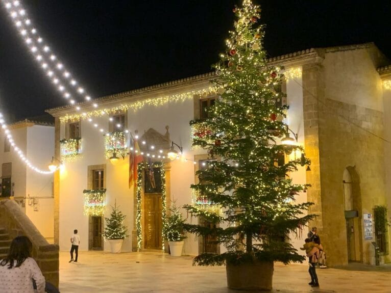 Iluminación navideña en Xàbia 2023 (7)