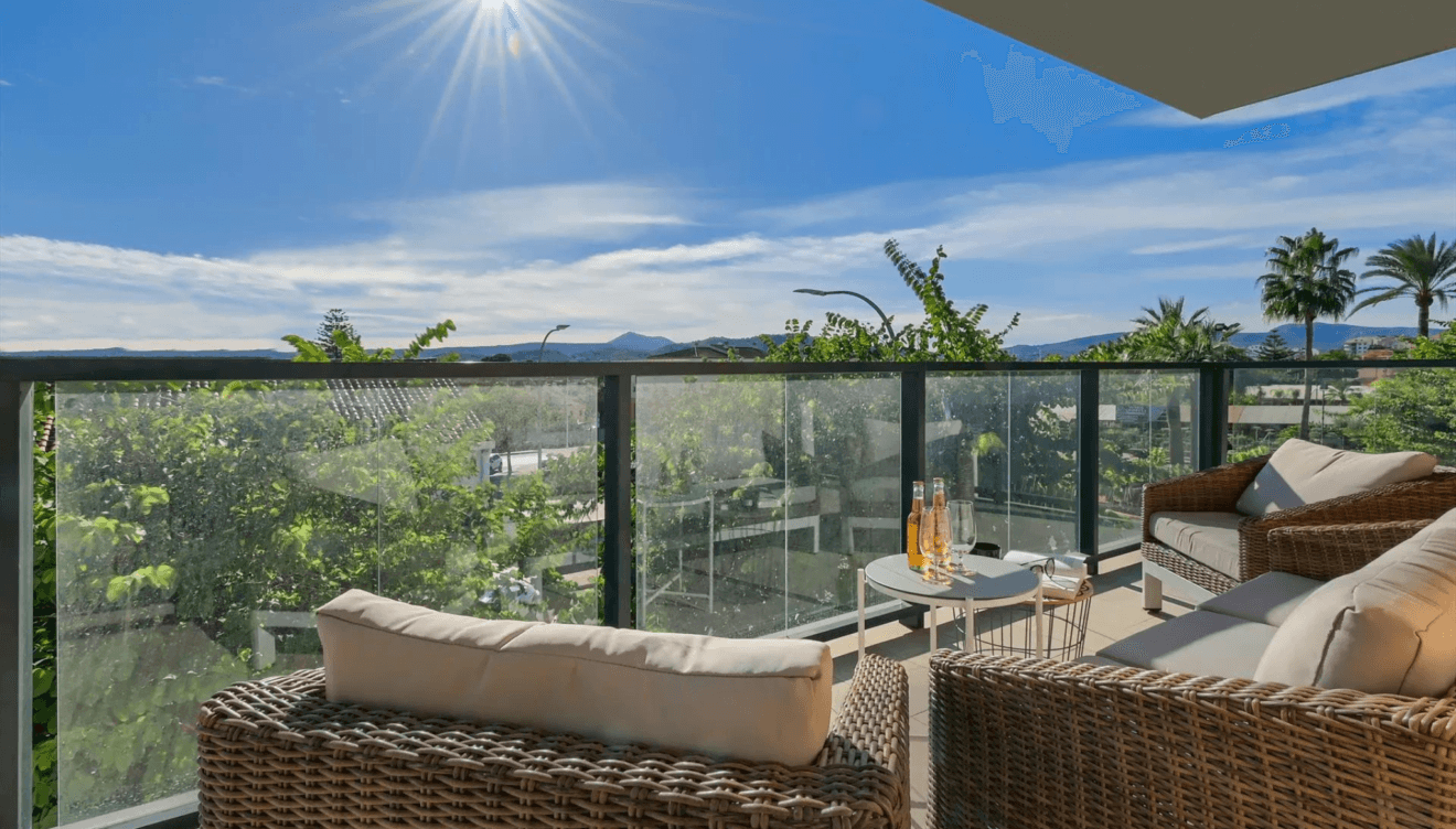 Descubre las comodidades de este apartamento de Jávea