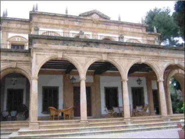 Fachada principal de la Casa Escrivá de Xàbia