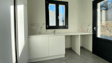 Un banco de cocina para el exterior