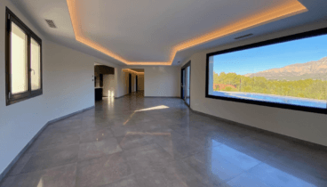 Un salón luminoso y amplio para poder amueblarlo como sueñas