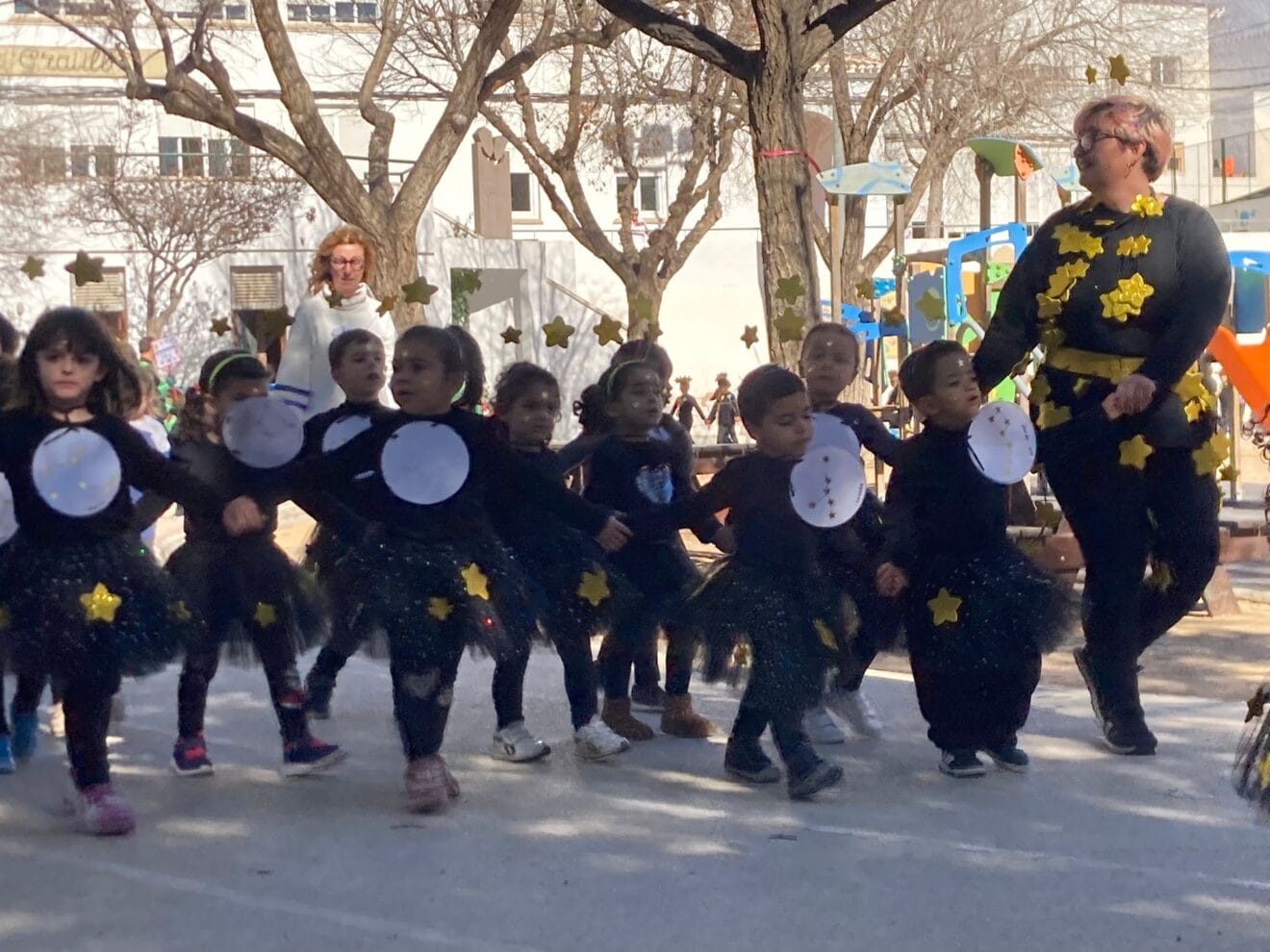 Carnaval escolar Xàbia - CEIP Mediterrània amb la temàtica Univers | Foto SP