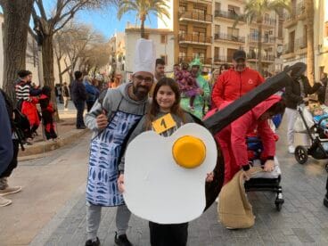 Millor disfressa en parella -desfilada infantil de Carnaval Xàbia 2024