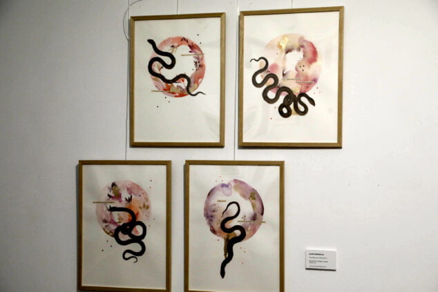 Imagen: Obras expuestas en la exposición colectiva en el Museu Soler Blasco 'Pobladores d'art'