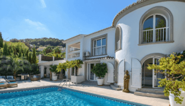 Envoltat de natura, aquí gaudiràs d'uns espais acollidor i ple de comoditats