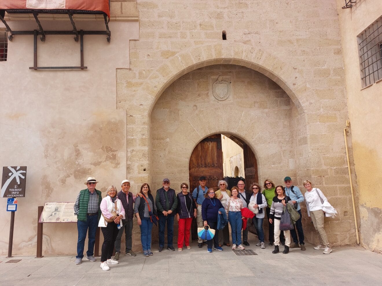 Les amis du musée Xàbia visitent Concentaina