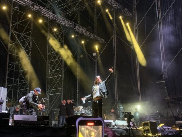 Imagen: Ardiya DJ llenando de ambiente Mar de Jávea