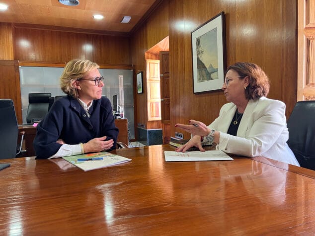 Imagen: Agustina Esteve y Rosa Cardona reunidas
