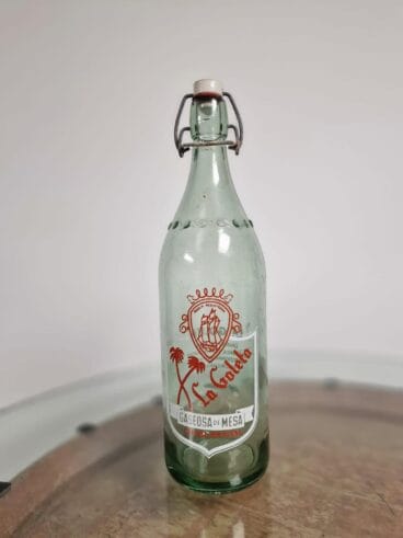 Botella de gaseosa La Goleta