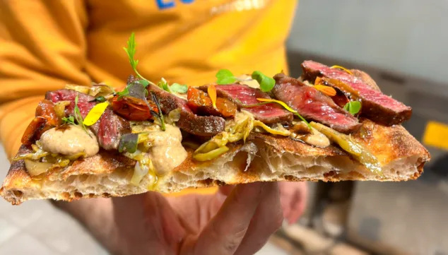 Imagen: La Fabbrica della Piza se alza con el máximo galardón en el Campeonato mundial de la pizza 2024