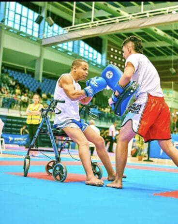 Deportistas del Club Toro Prats de Xàbia compiten en el Campeonato Autonómico de Kick Boxing  (4)