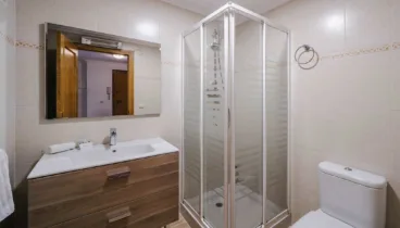 Disfruta de unas vacaciones completas con este apartamento