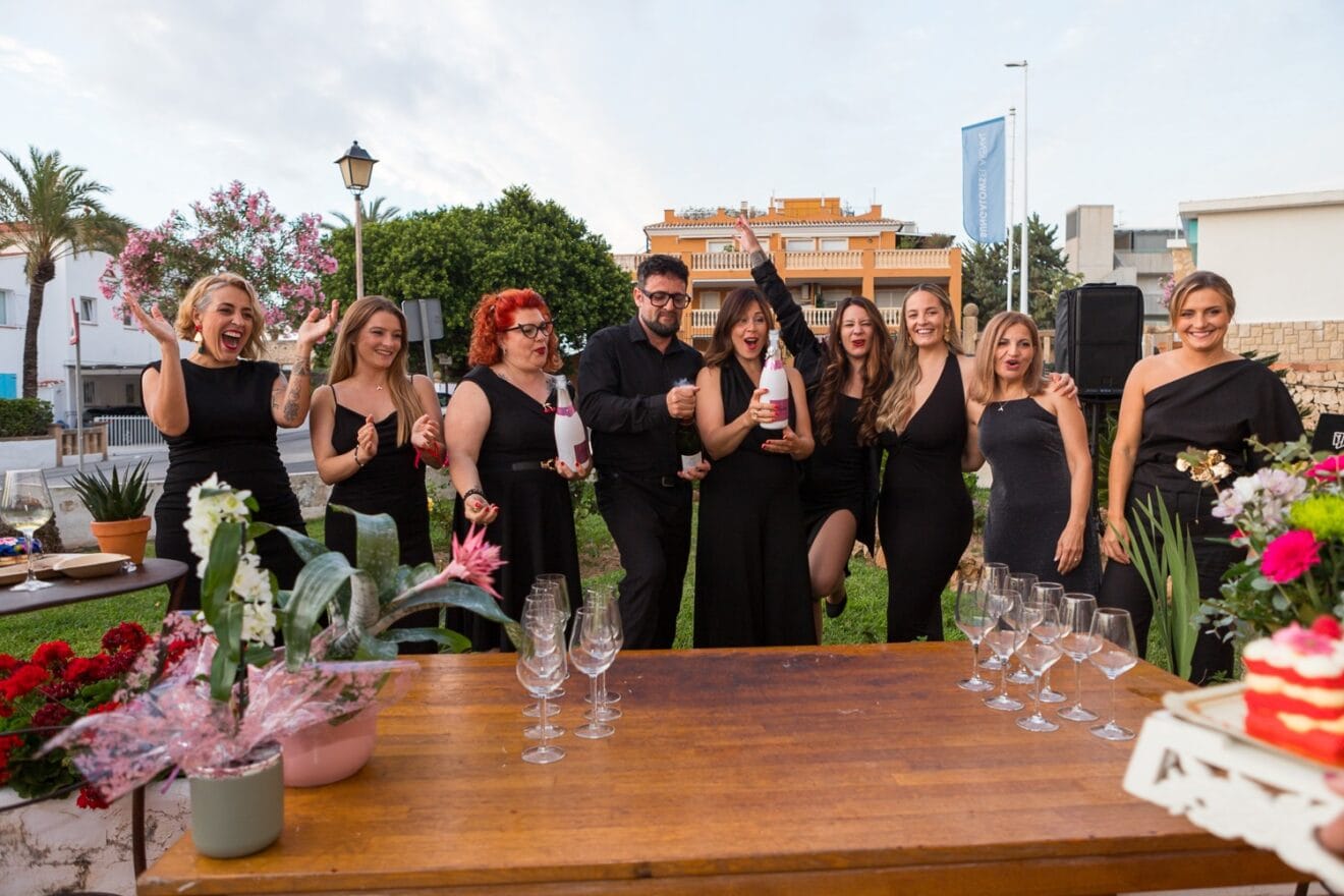 Equipo de Art en Tall