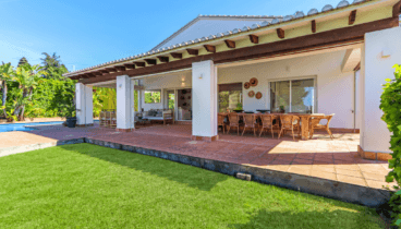 Fantástico jardín donde relajarte