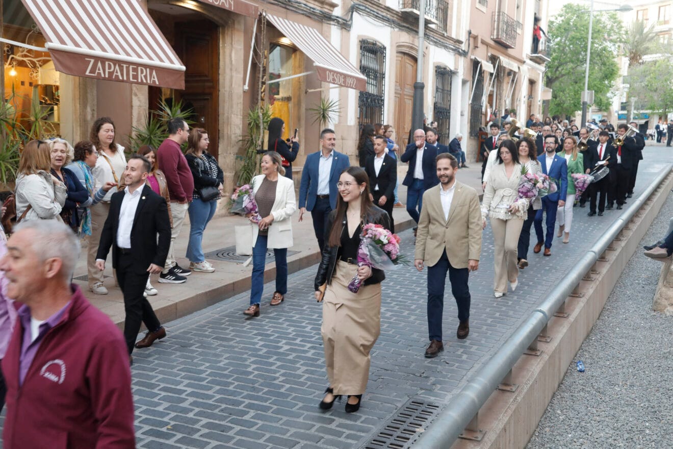 Ofrenda de flores a Jesús Nazareno (37)