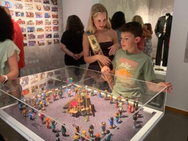 Colección de playmobil que representa la Cremà de Trastos Vells