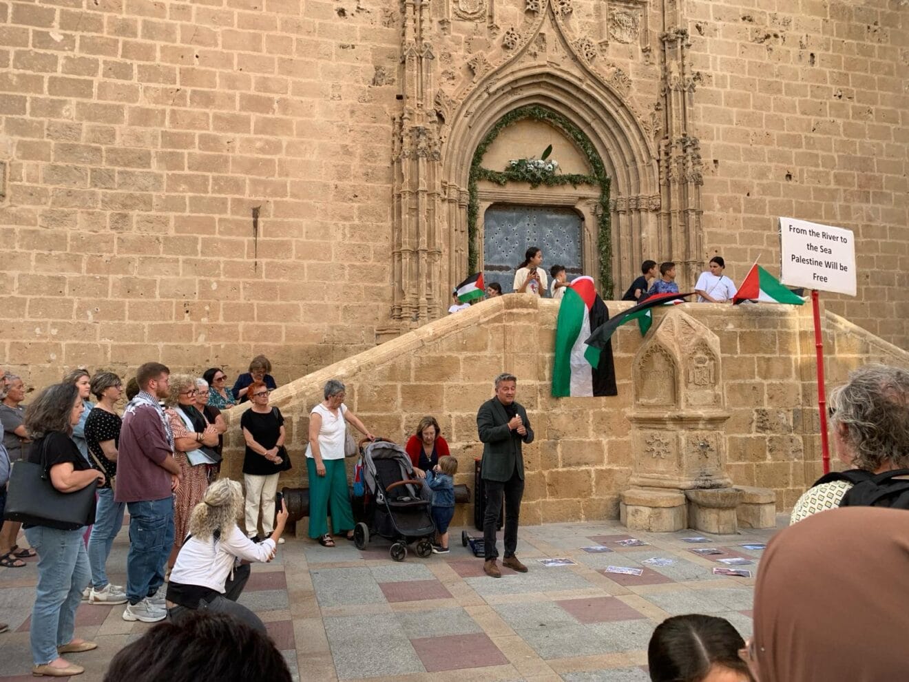 Konzentration zugunsten Palästinas in Xàbia (7)