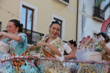 Desfile de Carrozas 75 aniversario Fogueres (17)