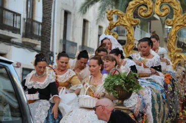 Desfile de Carrozas 75 aniversario Fogueres (51)