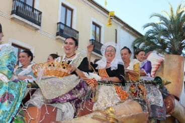 Desfile de Carrozas 75 aniversario Fogueres (58)