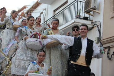 Desfile de Carrozas 75 aniversario Fogueres (72)