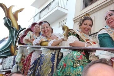 Desfile de Carrozas 75 aniversario Fogueres (92)