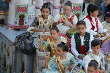 Desfile de Carrozas Fogueres Xàbia 2024 (106)