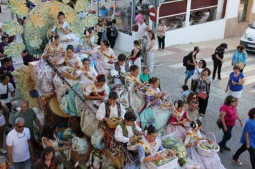 Desfile de Carrozas Fogueres Xàbia 2024 (127)