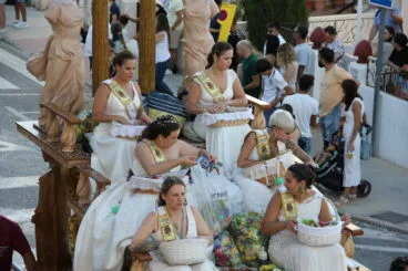 Desfile de Carrozas Fogueres Xàbia 2024 (15)
