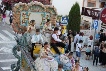 Desfile de Carrozas Fogueres Xàbia 2024 (152)